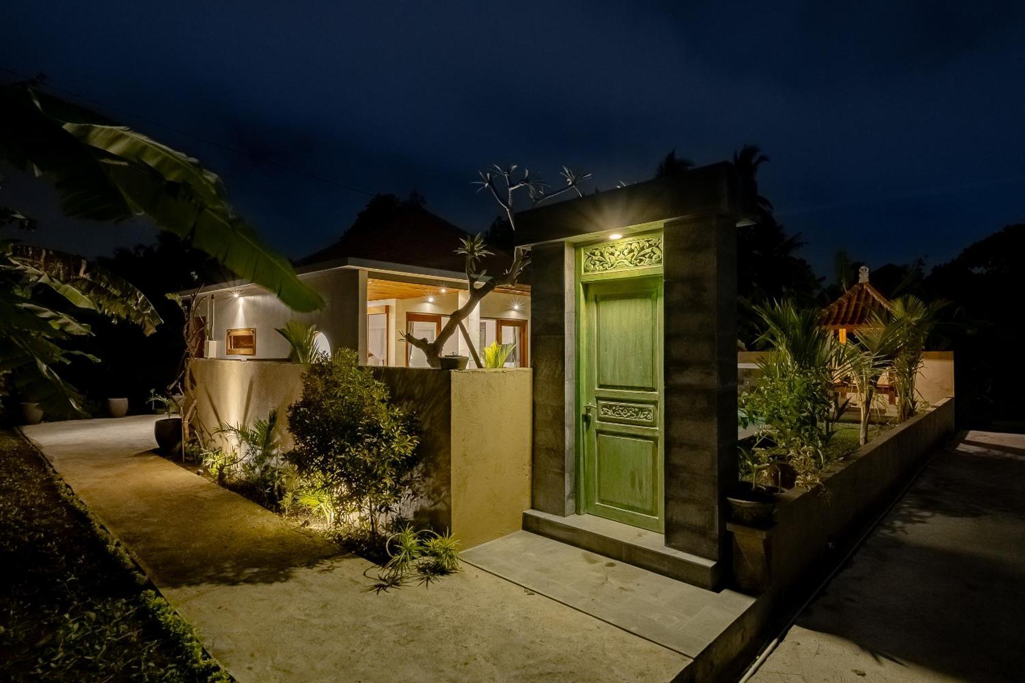 Suarga Loka Ubud Villa 外观 照片